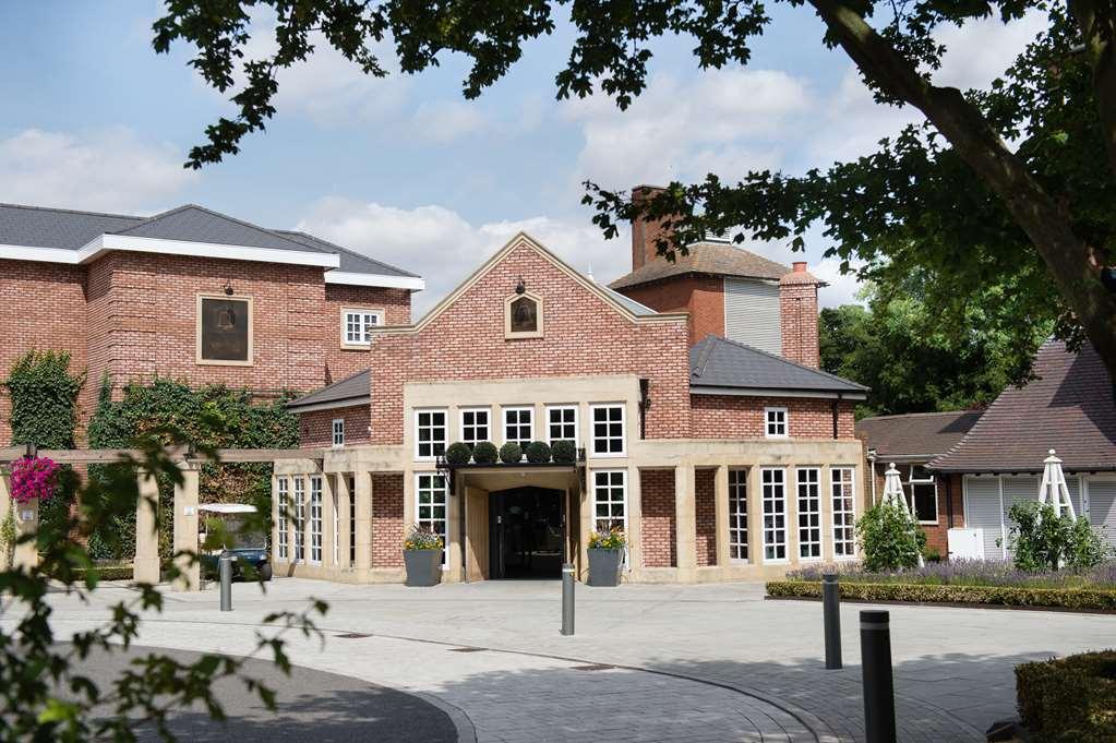 The Belfry Hotel & Resort Sutton Coldfield Esterno foto