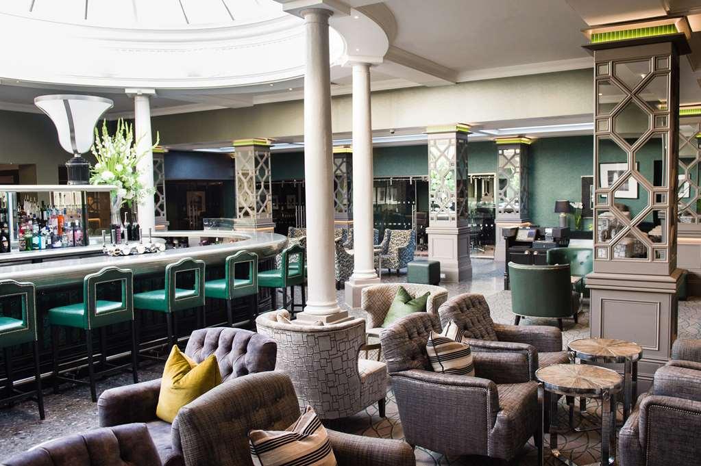 The Belfry Hotel & Resort Sutton Coldfield Ristorante foto