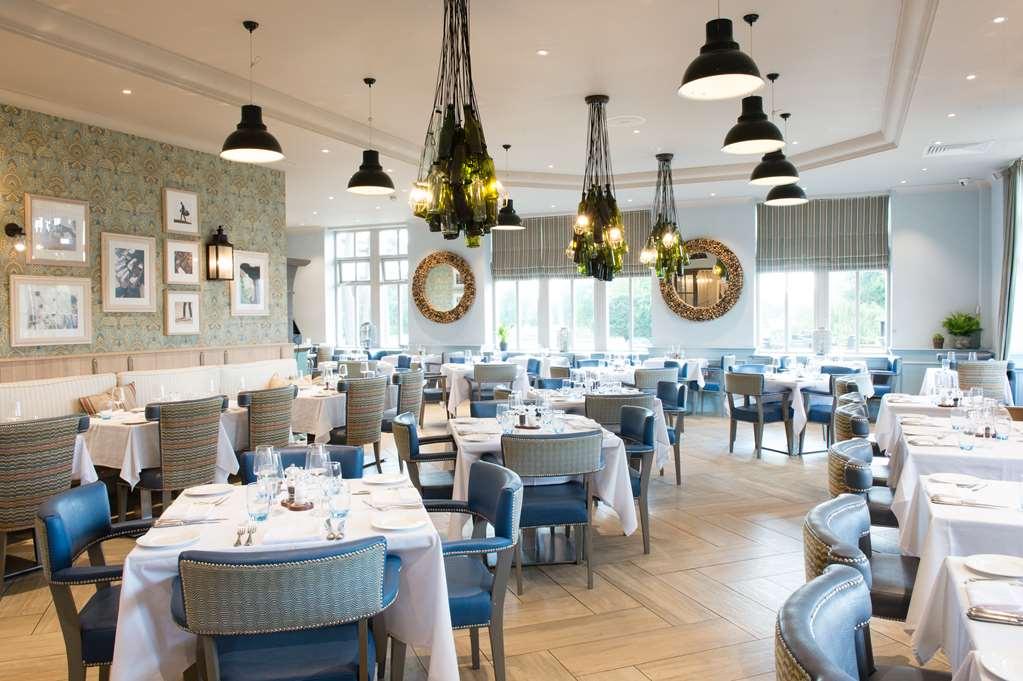 The Belfry Hotel & Resort Sutton Coldfield Ristorante foto