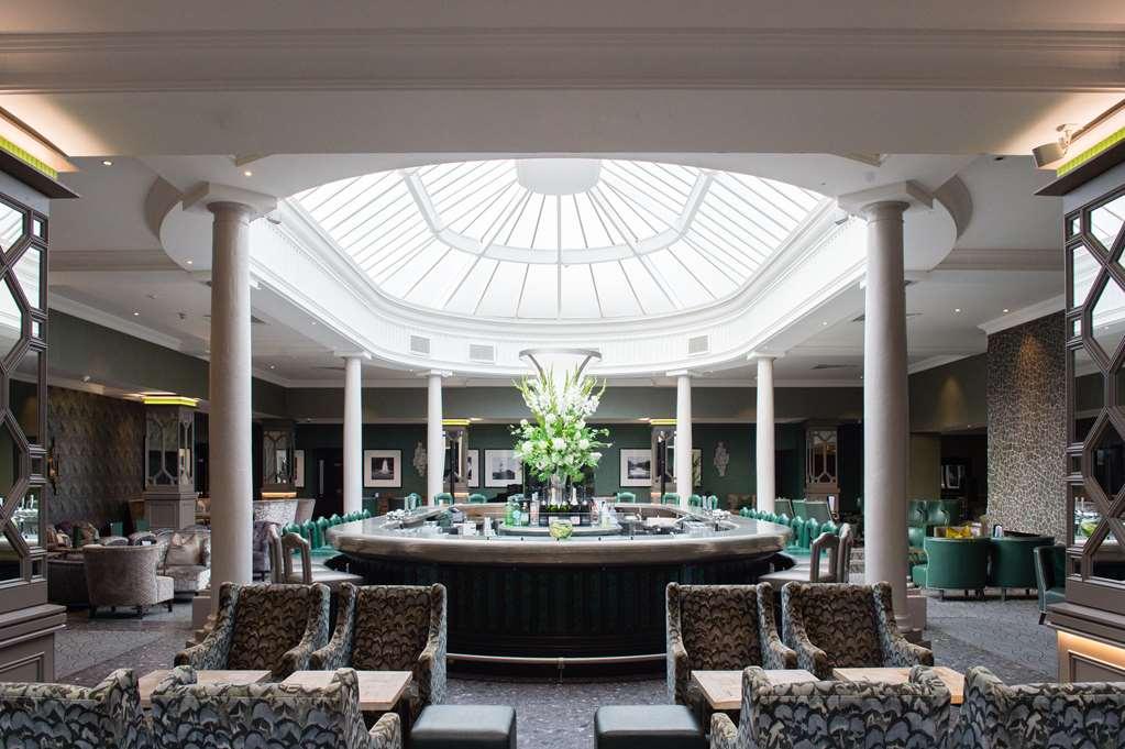 The Belfry Hotel & Resort Sutton Coldfield Ristorante foto