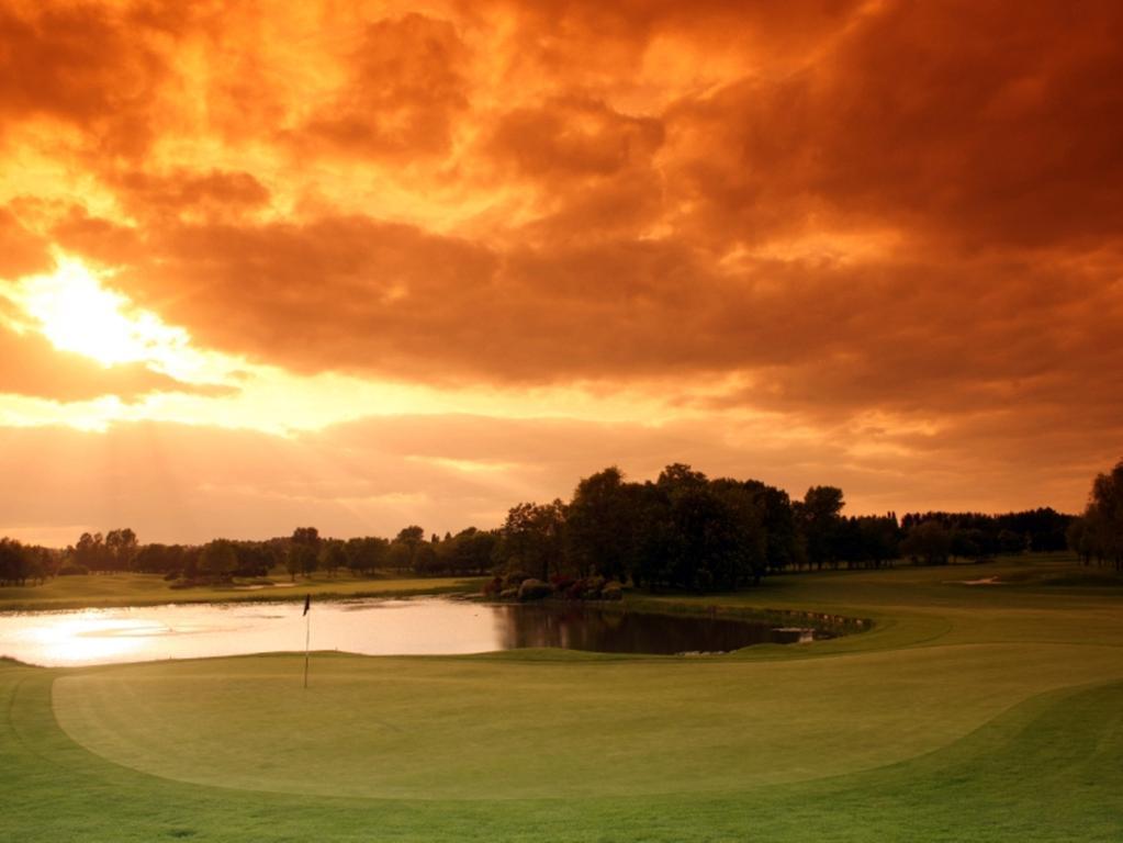 The Belfry Hotel & Resort Sutton Coldfield Esterno foto